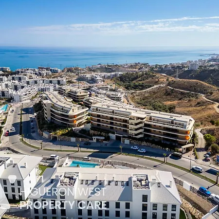 Brisas Del Higueron - Sea Views And Pool, Las Lomas, Fuengirola *